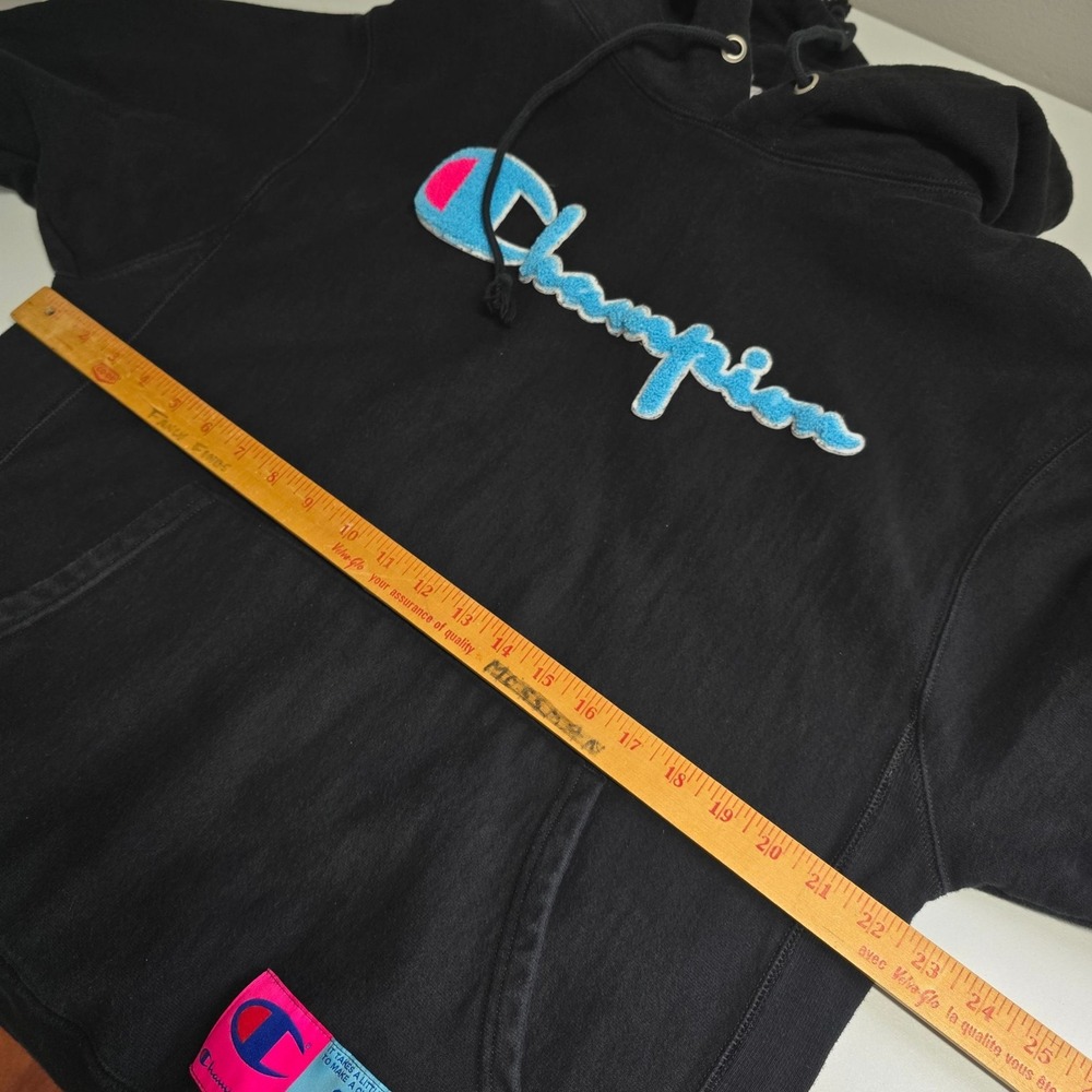 Champion Hoodie Mens L Black Reverse Weave Chenille Script Patch 19 Pullover - Picture 8 of 12